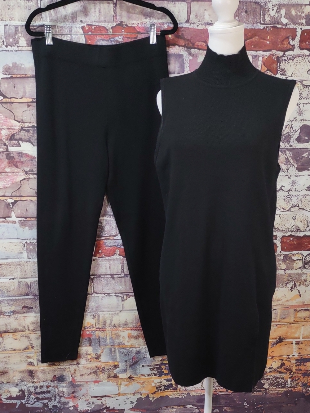 Cable & Gauge Knit Tunic & Leggings Set